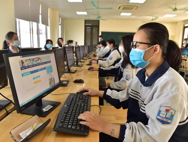 Hà Nội: 8.835 thí sinh tham gia cuộc thi Vì ATGT Thủ đô trên Internet