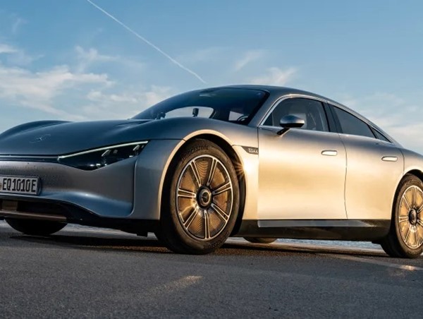 Mercedes chuẩn bị ra mắt chiếc coupe bốn cửa chạy điện mới cho năm 2024