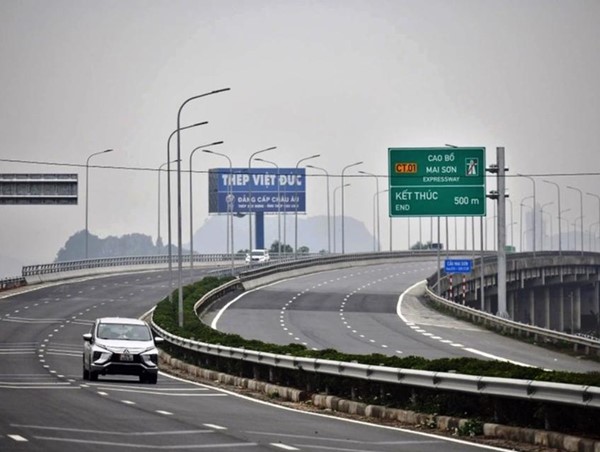 Đả thông nguồn lực địa phương để làm cao tốc