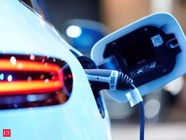 Các hãng sản xuất ô tô lên kế hoạch chi gần 1,2 nghìn tỷ USD để phát triển xe điện