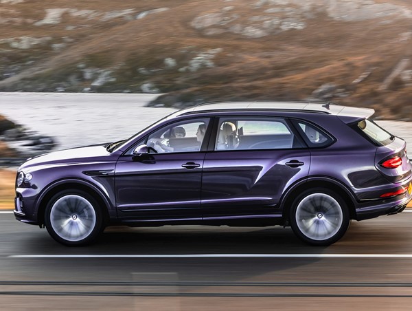 Hơn 3.000 xe Bentley Bentayga bị triệu hồi tại Mỹ 