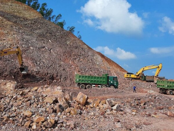 Tuyệt đối không để xảy ra việc mua đi bán lại các mỏ vật liệu