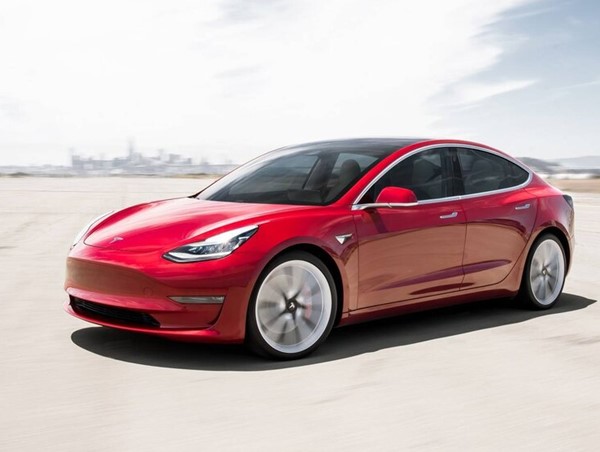 Tesla triệu hồi hơn 24.000 xe Model 3 tại Mỹ do vấn đề dây an toàn