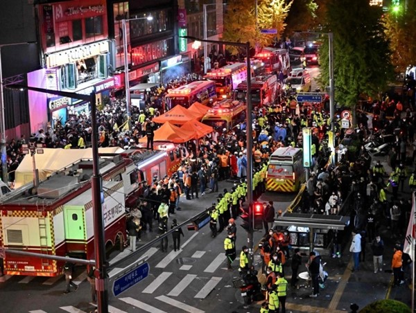 Giẫm đạp kinh hoàng ở Itaewon, ít nhất 149 người đã thiệt mạng