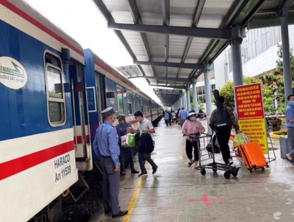 Nhờ đâu vận tải đường sắt bắt đầu làm ăn có lãi?