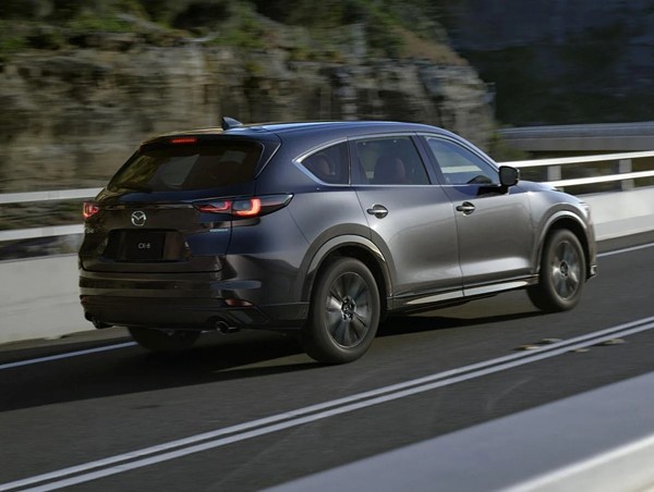Mazda CX-8 2023 được nâng cấp thiết kế và công nghệ