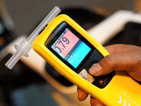 Đi xe đạp điện sau khi uống rượu có bị xử phạt không?