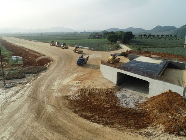 Đẩy nhanh tiến độ triển khai công tác giải phóng mặt bằng cao tốc Bắc - Nam phía Đông giai đoạn 2