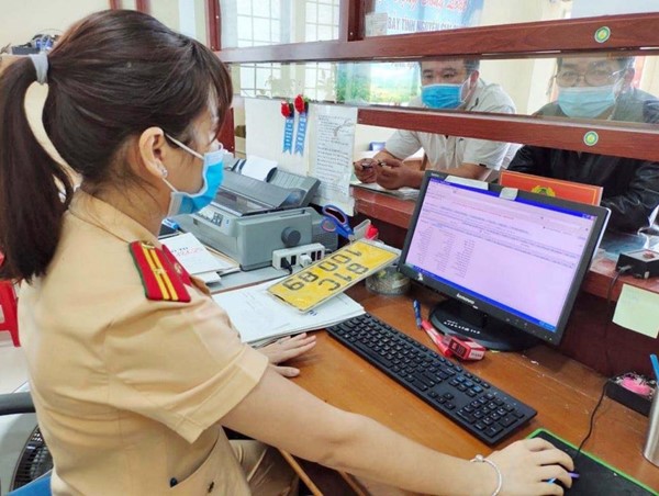 Đấu giá biển số xe ô tô: Tăng thu ngân sách, nâng hiệu quả quản lý