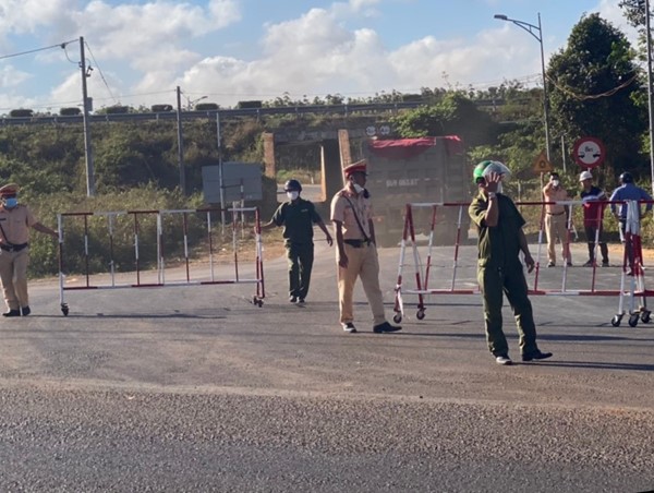 Đồng Nai: Đóng hoàn toàn Hương lộ 10 phục vụ thi công sân bay Long Thành