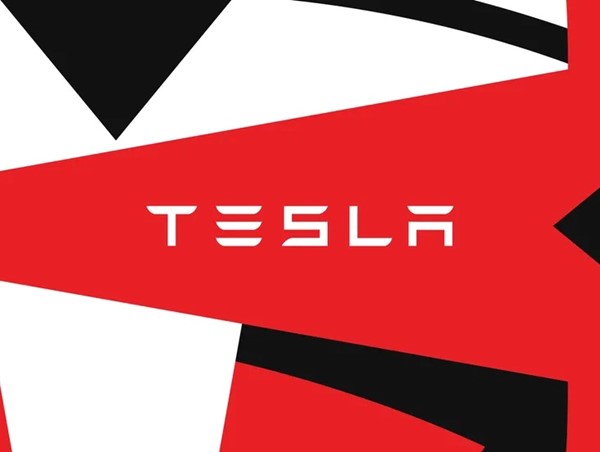 Tesla triệu hồi 321.000 xe tại Mỹ vì lỗi đèn hậu