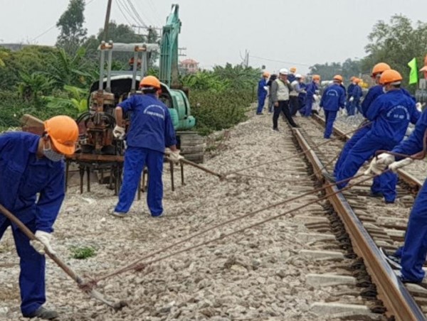 Thống nhất vị trí xây dựng tuyến đường gom dọc tuyến đường sắt Hà Nội - TP Hồ Chí Minh qua Hà Nam