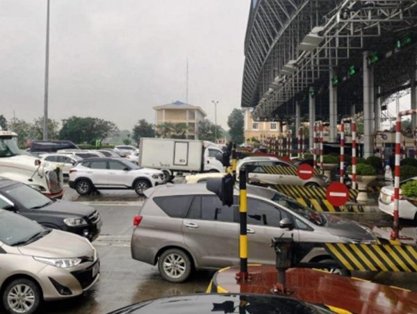 Vì sao Cục Đường bộ “bác” đề xuất giảm tốc độ qua trạm BOT