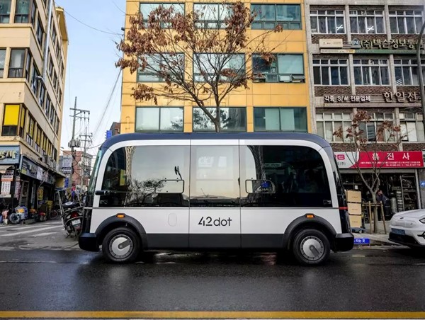 Hàn Quốc thử nghiệm xe buýt tự lái tại thủ đô Seoul 