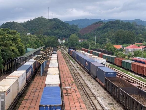 Đề xuất nâng cấp 7 ga hàng đường sắt