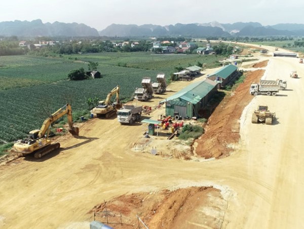 5 địa phương chậm giải phóng mặt bằng cao tốc Bắc - Nam