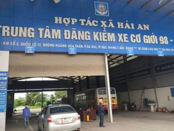 Tạm đình chỉ 4 đăng kiểm viên để lọt xe cũ nát