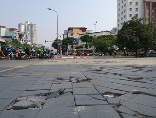 Hà Nội chấn chỉnh công tác đầu tư và quản lý sau đầu tư hè đường các tuyến phố