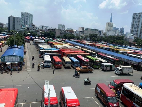 Đề xuất tháo gỡ khó khăn cho doanh nghiệp vận tải ô tô