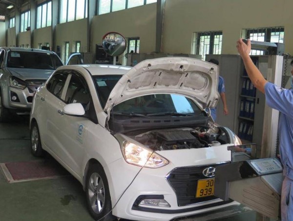 Tăng giờ đăng kiểm để giải quyết ùn ứ phương tiện dịp cuối năm