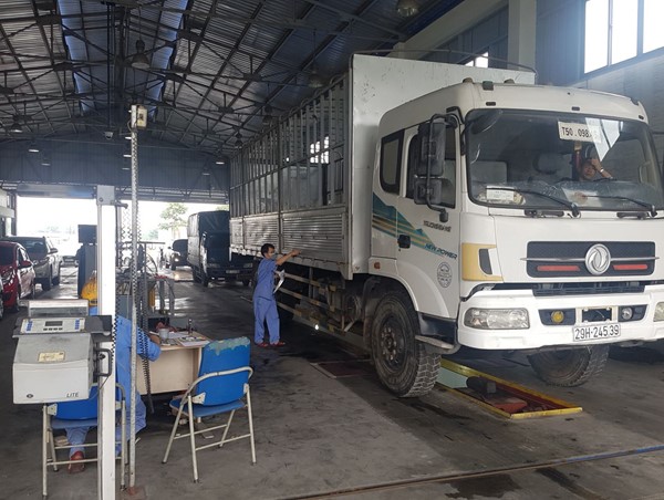 Kiểm tra, rà soát tổng thể hoạt động trung tâm đăng kiểm trên phạm vi toàn quốc