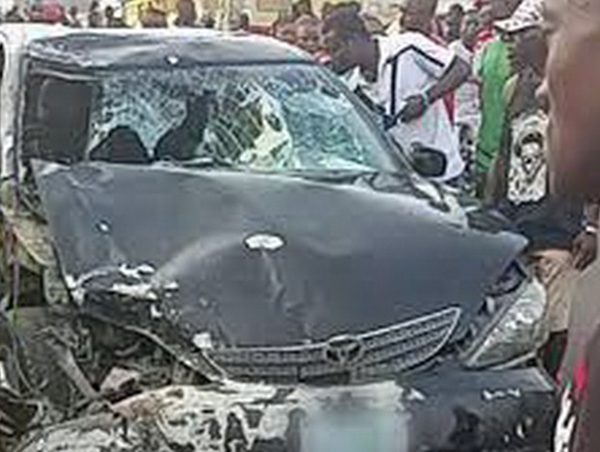 Ô tô lao vào đám đông, 7 người thiệt mạng