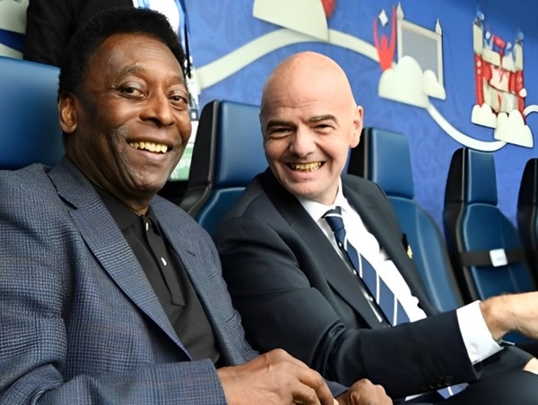 FIFA đề xuất các nước đặt tên sân vận động để tưởng nhớ huyền thoại Pele?