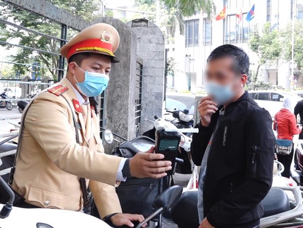 Bền bỉ xây dựng văn hóa giao thông