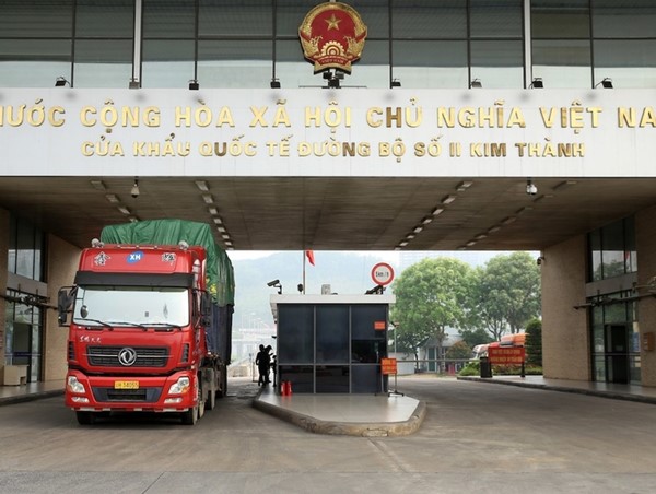 Khôi phục hoàn toàn hoạt động thông quan qua các cửa khẩu Lào Cai