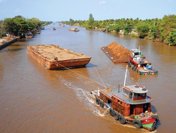 Tăng cường bảo đảm an toàn cho phương tiện thủy và công trình cầu