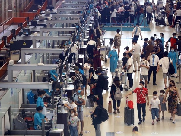 Sân bay Nội Bài chuẩn bị ra sao cho cao điểm Tết?