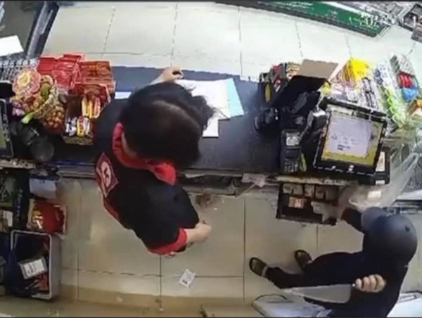 Bắt đối tượng gây ra 4 vụ cướp cửa hàng tiện lợi trong đêm