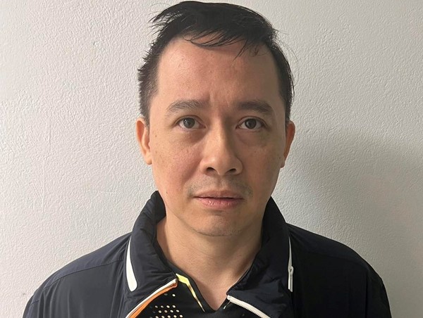 Bắt giữ đối tượng tàng trữ, vận chuyển pháo nổ 