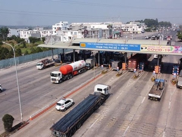 Bộ GTVT phê bình Cục Đường bộ do chậm xử lý dừng thu phí BOT Quốc lộ 51