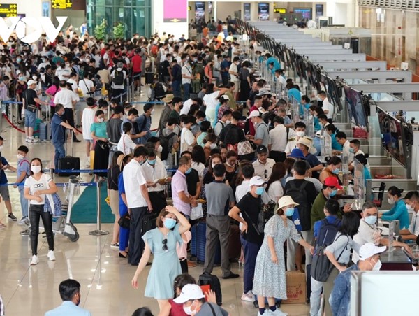 Đảm bảo trật tự, an toàn giao thông hàng không dịp Tết Nguyên đán và Lễ hội xuân 2023