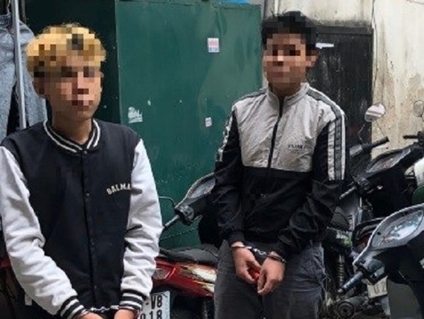 Bắt giữ 2 đối tượng trộm cắp xe máy tại quận Cầu Giấy