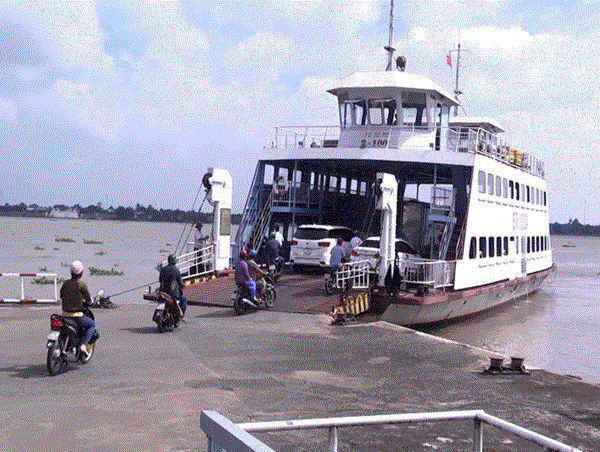 Bộ GTVT phản hồi về đề xuất xây cầu Tân Phú thay thế bến phà Tân Phú 