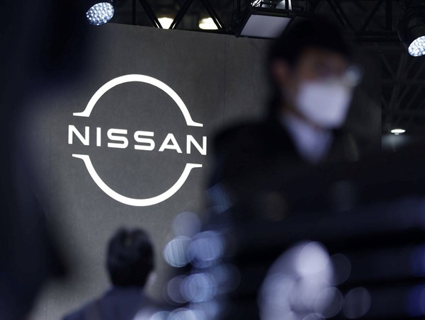 Nissan triệu hồi 520.000 xe do lỗi động cơ