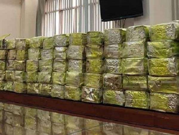 Lãnh đạo Bộ Công an gửi thư khen thành tích xuất sắc trong đấu tranh trấn áp tội phạm ma túy