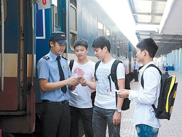 Ngành đường sắt giảm 20% giá vé tàu cho sinh viên đến hết tháng 2/2023 