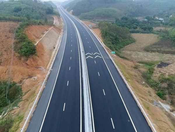 Tiếp tục triển khai hoàn thành giai đoạn 1 Dự án cao tốc Tuyên Quang - Phú Thọ