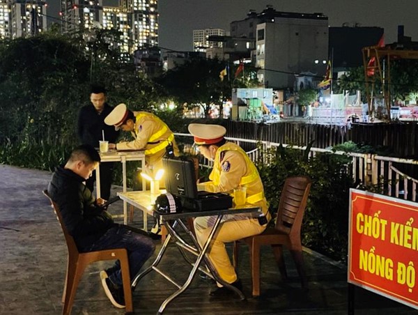 Quận Thanh Xuân: Xử phạt 263 trường hợp vi phạm nồng độ cồn