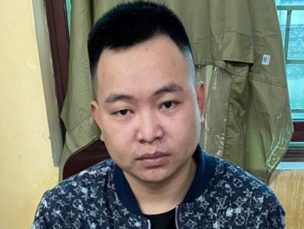 Khởi tố nam thanh niên mang ma tuý đi bán cho khách