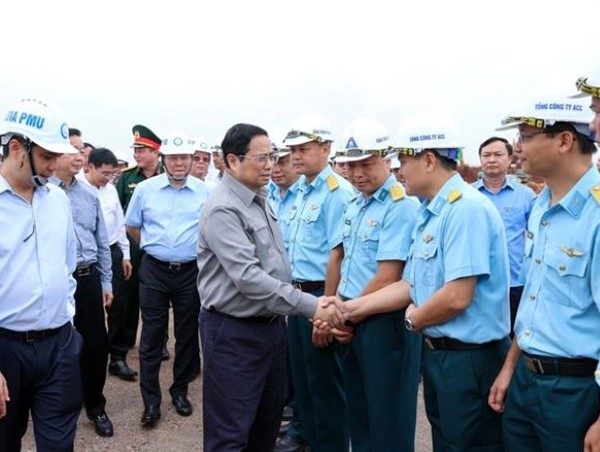 Thủ tướng phân công giải quyết vướng mắc trong đầu tư, xây dựng và phát triển kết cấu hạ tầng giao thông