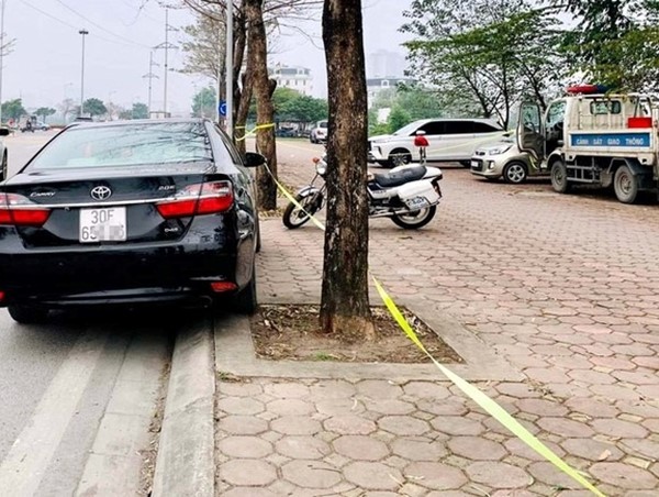 CQĐT vào cuộc vụ tài xế xe Camry khai mua giấy phép lái xe trên mạng xã hội