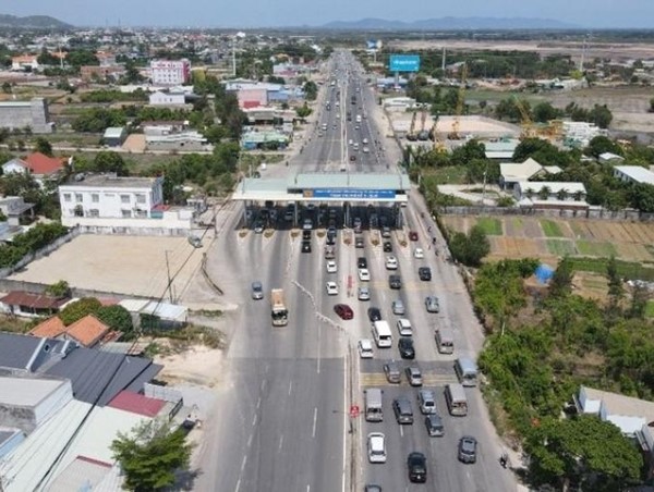 Bộ GTVT trả lời kiến nghị cử tri tỉnh Bình Dương về các trạm thu phí trên tuyến Biên Hòa - Vũng Tàu