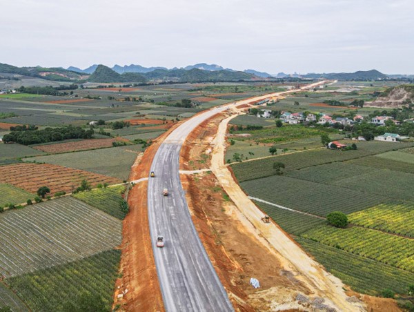 Bộ GTVT phân giao thực hiện các dự án đường bộ cao tốc
