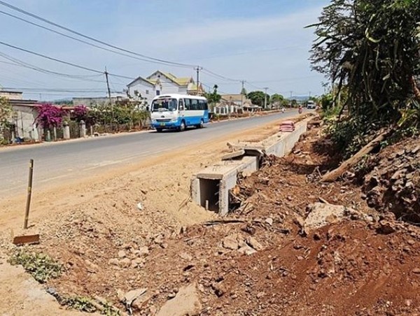 Bộ GTVT yêu cầu phê bình và khiển trách nhiều nhà thầu thi công quốc lộ 19