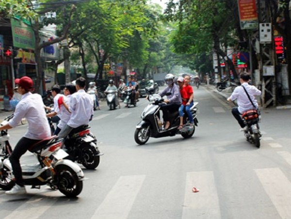 Bắc Giang yêu cầu chấn chỉnh tình trạng học sinh vi phạm giao thông