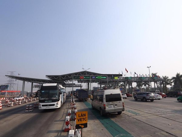 Thu phí không dừng qua vệ tinh: Liệu có khả thi?